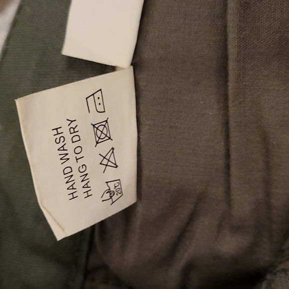 Ethyi Classic Size 2 Faux Snakeskin Pants - Picture 3 of 7